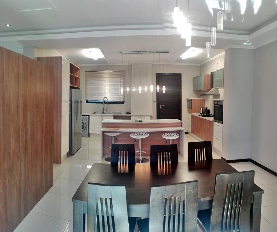 Lifestyle Apartments กาโบโรเน ภายนอก รูปภาพ